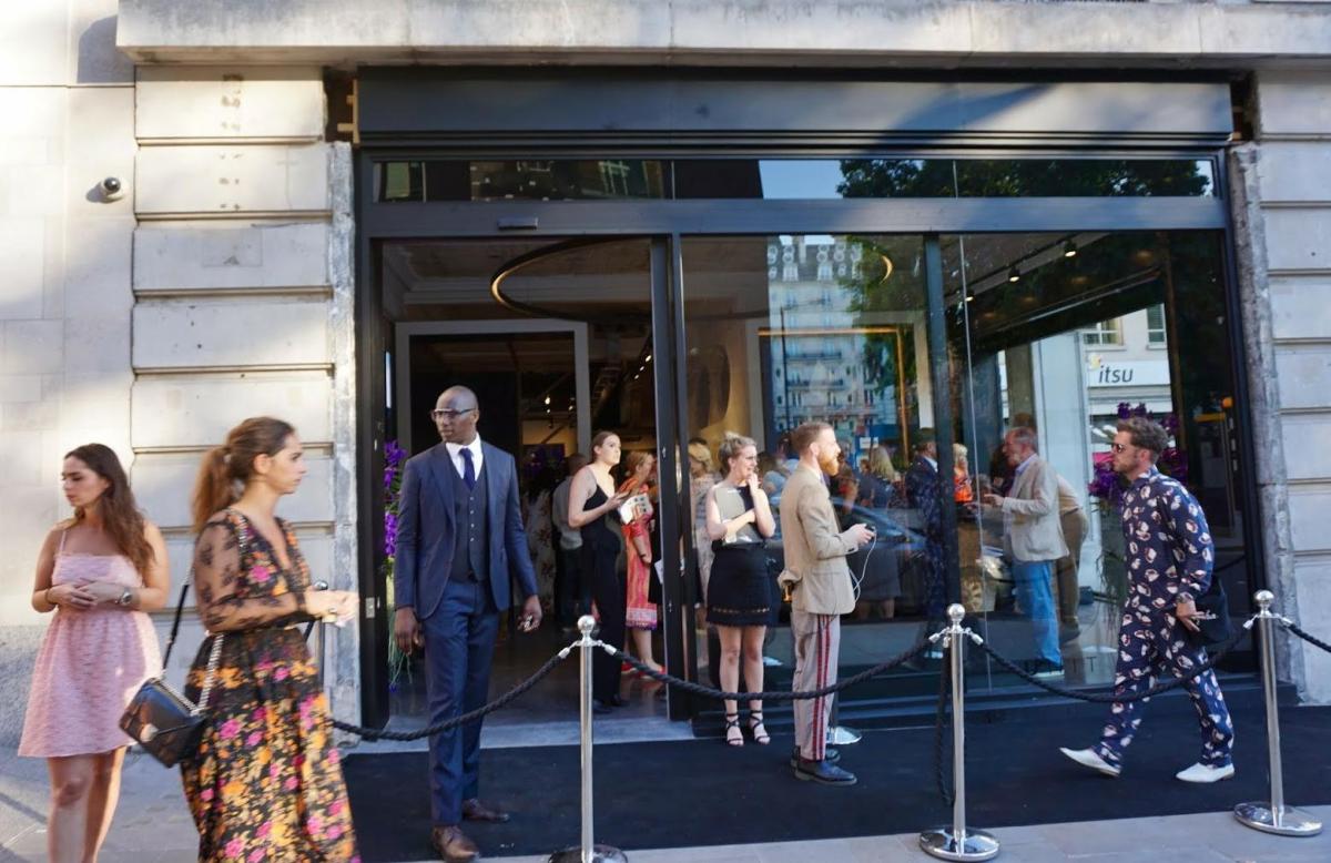 A Game-Changer in the heart of London: Unit London and the Private View, Peter Gronquist, Shape Shifter